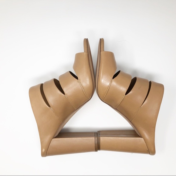 🌺Arturo Chiang Tan Summer Block Heels - Picture 5 of 6